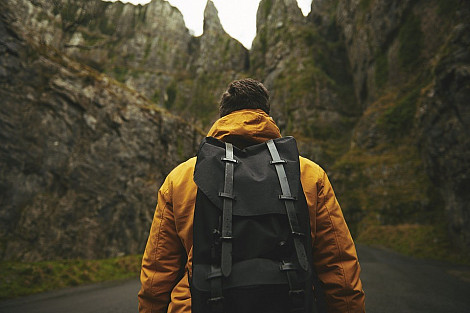 Milujete dlhé prechádzky po horách? V tom prípade upriamte pozornosť pri výbere trekingovej výbavy!